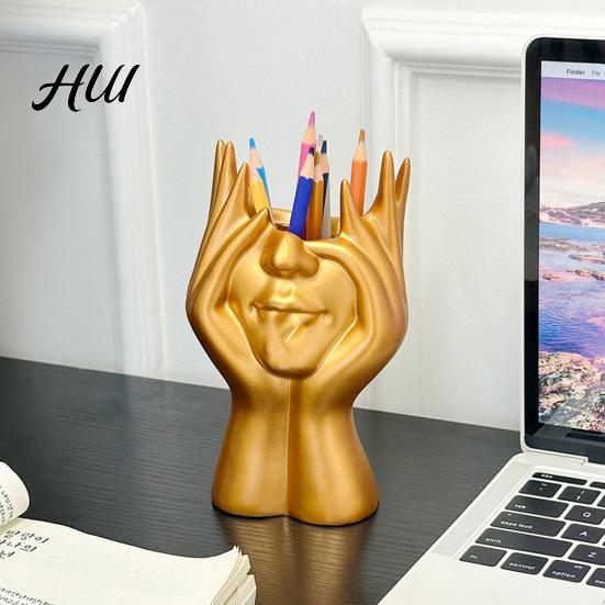 Abstract Face Design Plastic Pen Holder Creative Sculpture Large Capacity Art Supplies Organizer Desktop for Pens Erasers Crayons Markers Makeup Brush