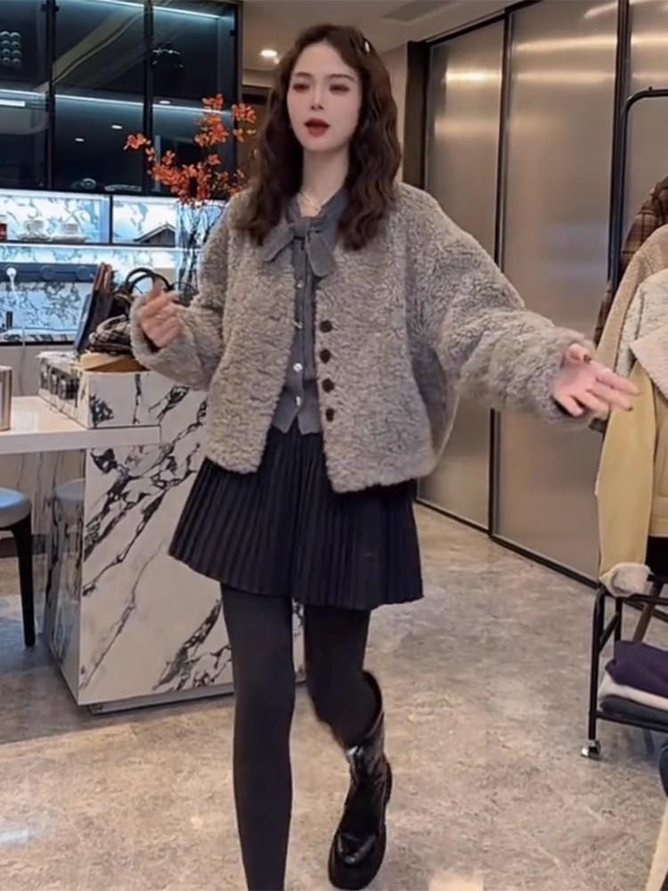 Women's Winter 2024 Thick Lambswool Coat - Warm, Loose-Fit, Short, Round Neck