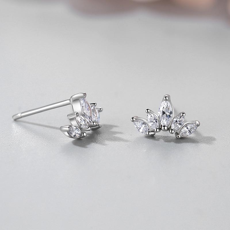 Ailmay Hot Sale New 100% Sterling Silver 925 Sparkling Clear Zircon Crown Exquisite Earring for Women Statement Jewelry Gift