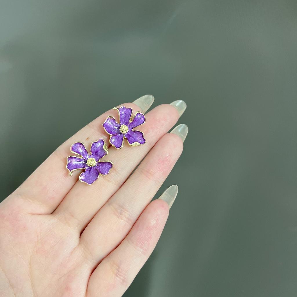 New Purple Flower Stud Earrings for Women Personality Unique Girl Friend Christmas Ear Wedding Jewelry