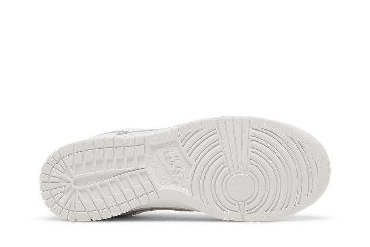 Женские кроссовки Nike Dunk Low Triple White (2021) (Женский) Белый/Белый-Белый
