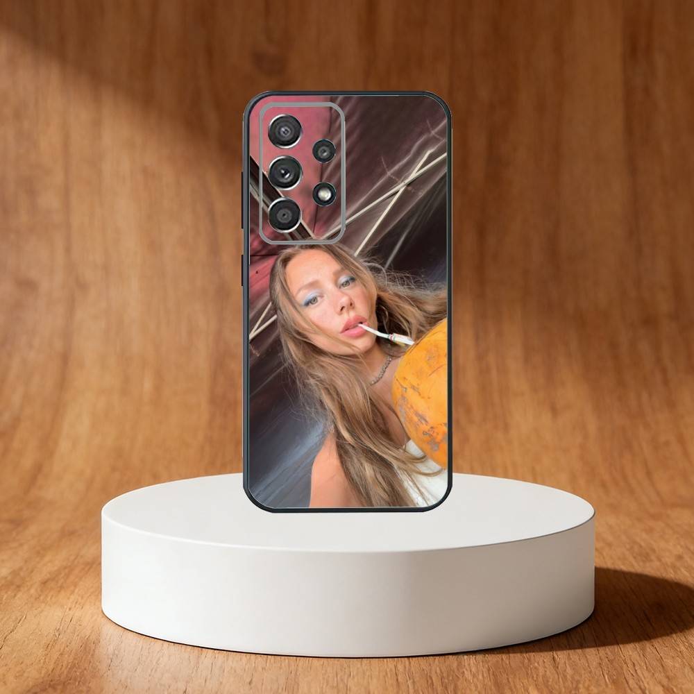 Ester Exposito Phone Case For Samsung S25,S24,S21,S22,S23,S30,Ultra,S20,Plus,Fe,Note,10,9,5G Black Cover
