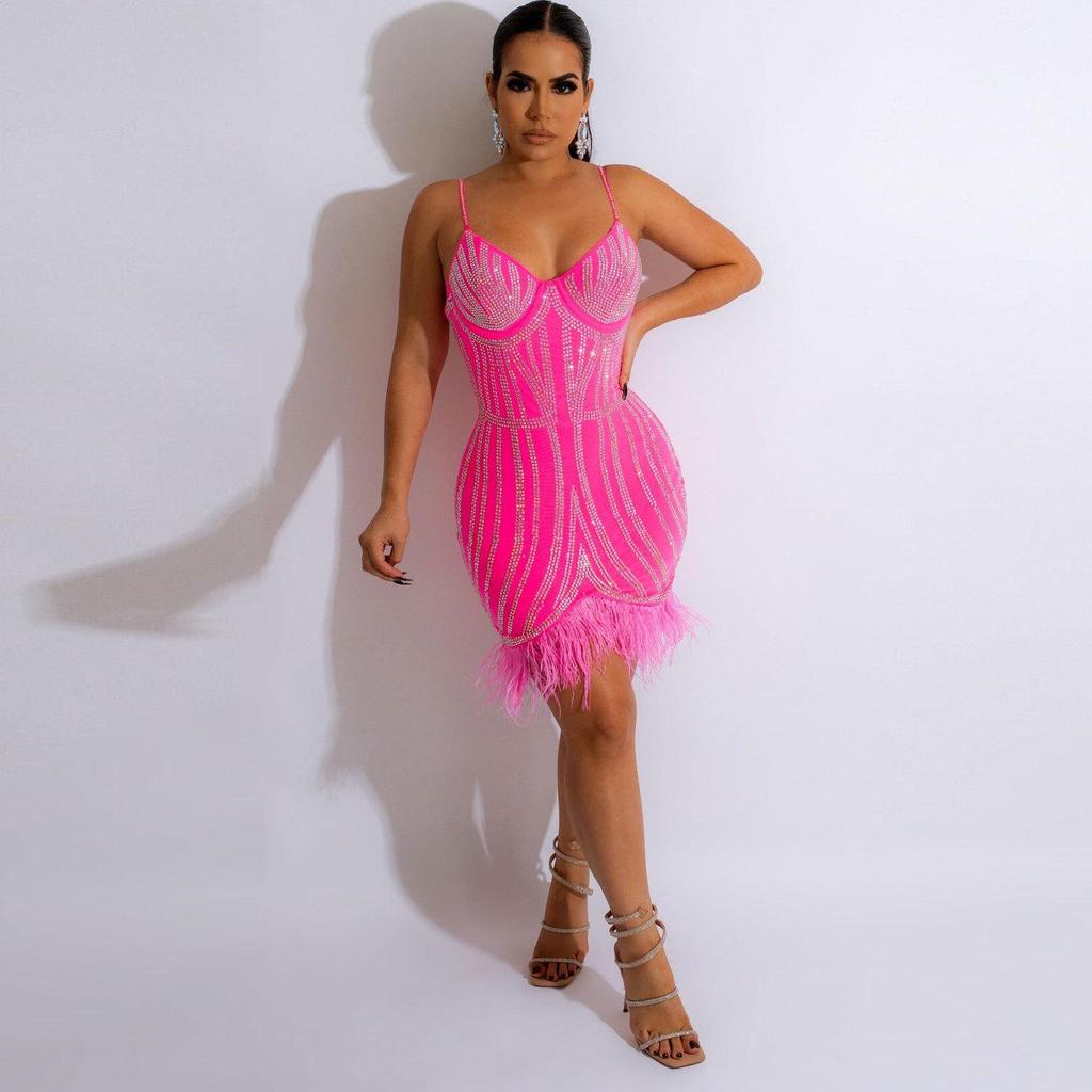 CQK2601 Европейско-американское сексуальное платье из перьев со стразами