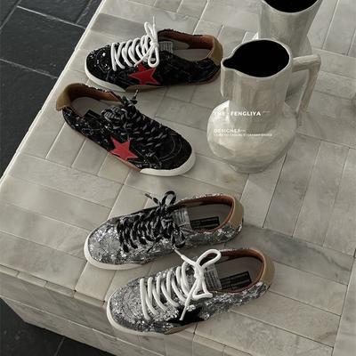 2025 новые серебристо-серые с пайетками черная звезда старые маленькие грязные туфли повседневные на шнуровке ретро нишевые немецкие тренировочные кроссовки женские