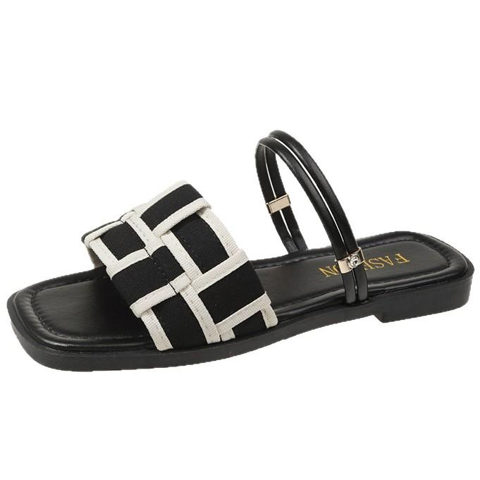 Французский сказочный стиль сандалии на плоской подошве женские летние уличные темперамент с юбкой 2025 новые универсальные римские крутые шлепанцы женские