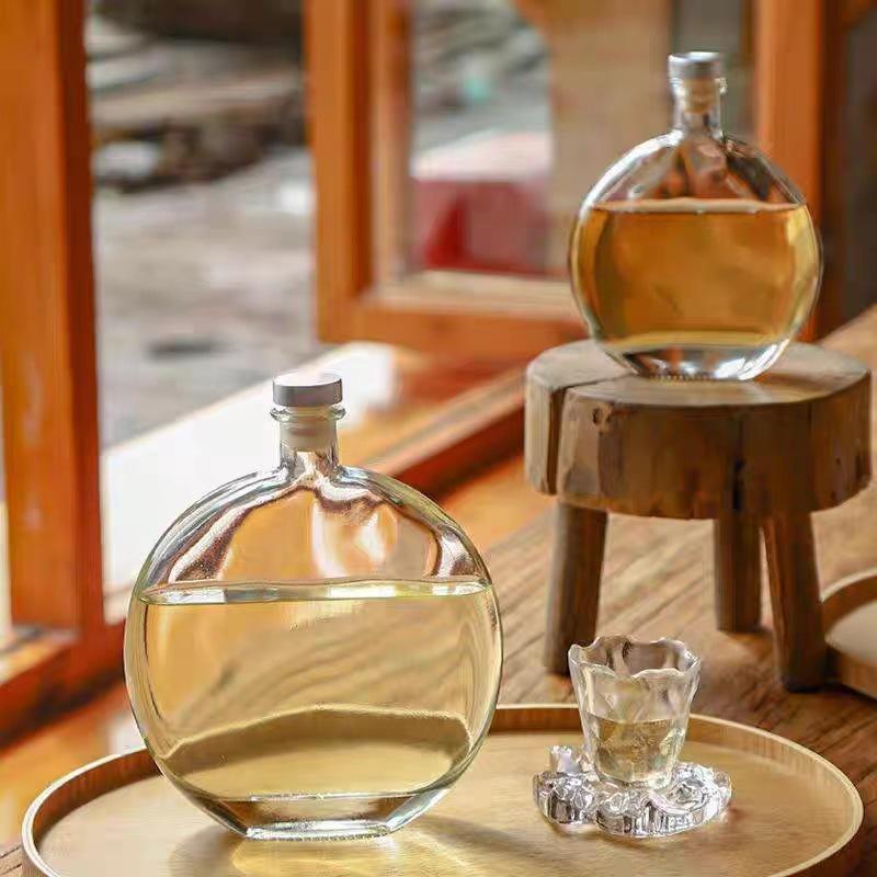 Стеклянная бутылка для вина Янмэй и кофе холодного заваривания – прозрачный кристалл, плоский круглый дизайн, герметичная, малый размер