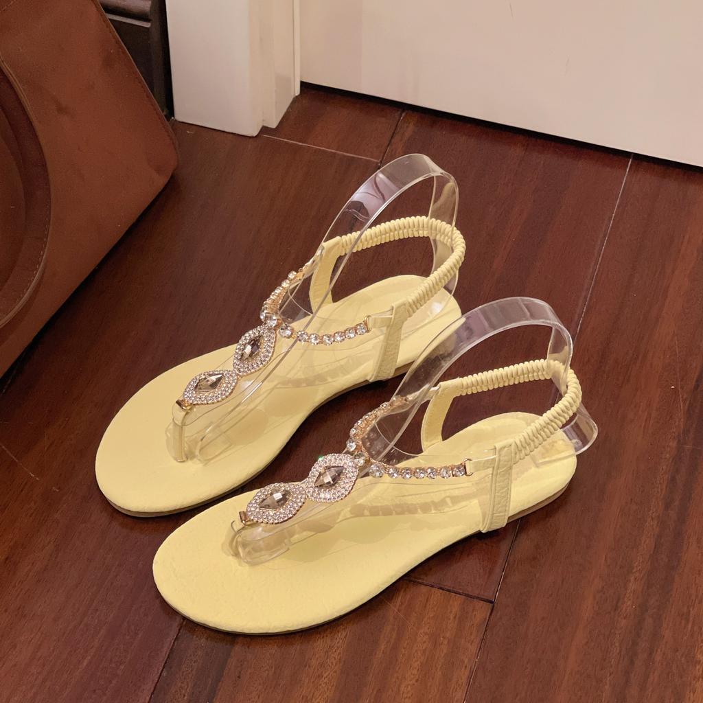 Large size Roman sandals women's 2025 new summer wear flat-bottomed rhinestone herringbone foot beach sandals