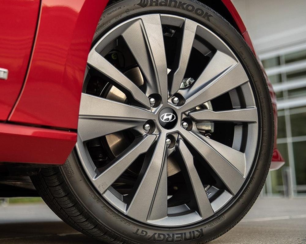 56/60MM Car Styling Aluminum Wheel Center Hub Caps Stickers For Hyundai Elantra Wagon Accent Kona i20 i30 Solaris IX35 Azera MM7