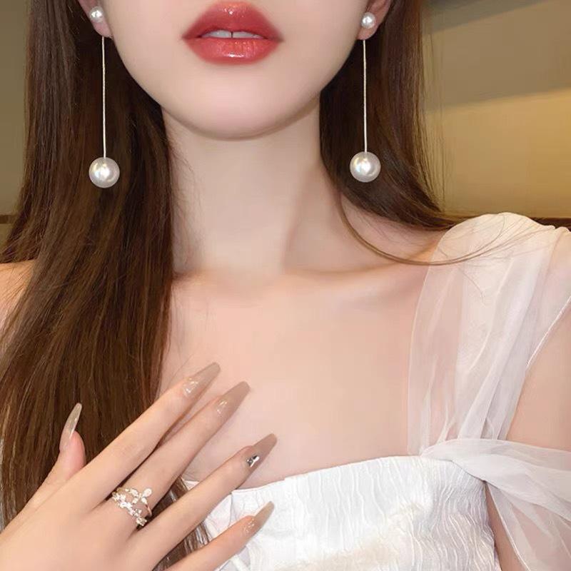 Elegant Pearl Tassel Earrings for Women - 2025 Niche Design, Long Style, Face-Slimming Ornaments