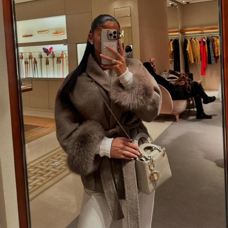 Шерстяное пальто с лацканами, завязывающееся на пояс, Женская теплая удобная толстая куртка-кардиган, Повседневное ретро-элегантность, Осень/Зима 2025