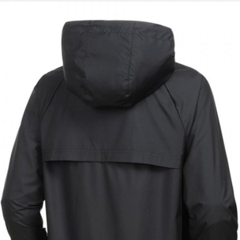 Nike Женская куртка Windrunner Bv3939 010
