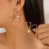 Minimalist Hollow Floral Asymmetrical Design Earrings For Women, Suitable For Daily, Vacation, Date, Couple Gift
