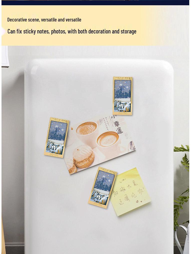 Harry Potter Castle 3D Luminous Quicksand Fridge Magnet - Creative Retro Gift