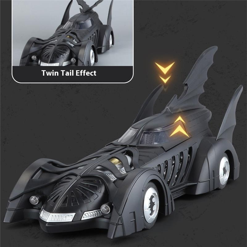 1/18 Scale Classic Movie Car Second Chariots Batmobile Alloy Concept Bat Sports Car Metal Metal Racing Car Model Sound Light Kids Toys