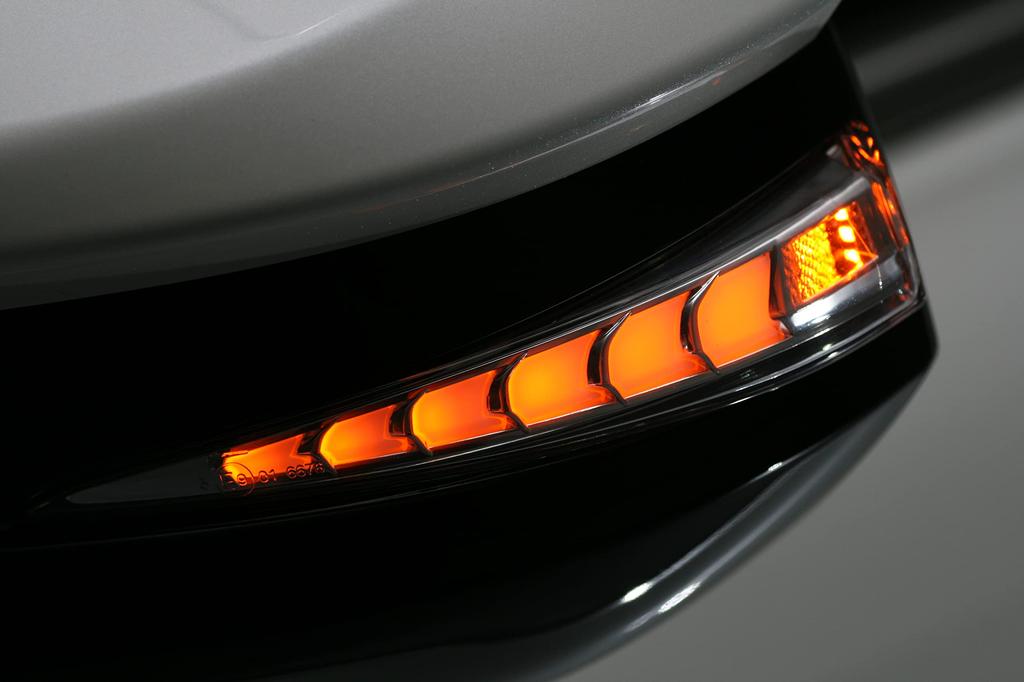 AVEST VerticalArrow Sequential LED Door Mirrors with Flowing Turn Signals in Bronze Gold for Toyota Harrier Series 80/60