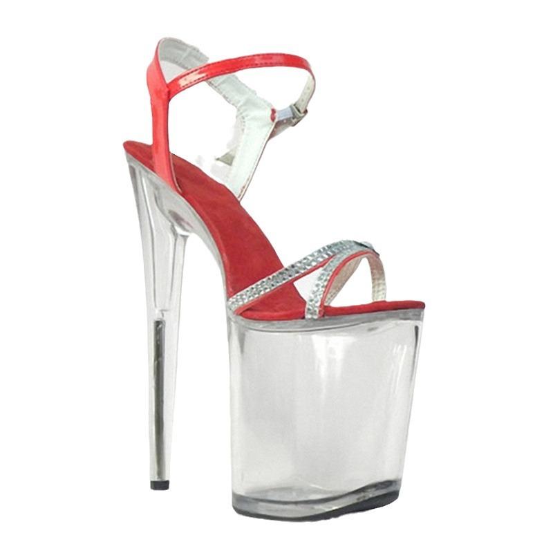 2025 пряжка прозрачная водонепроницаемая пряжка для стола красная женская мода кожа круглая голова слово с высоким каблуком модные сандалии