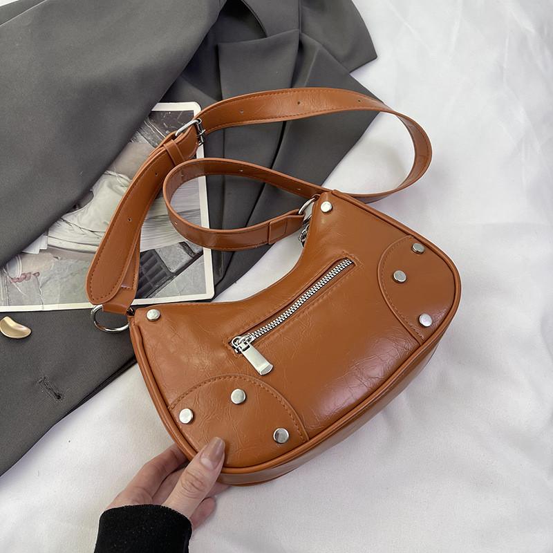 Stylish Vintage Crescent Bag For Women With Soft Pu Material And Trendy Colors