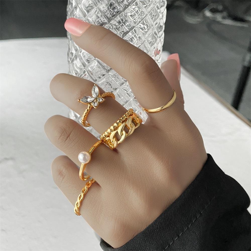 Retro Temperament Butterfly Love Ring 5-piece Ring Female Simple Fashion Ring Jewelry