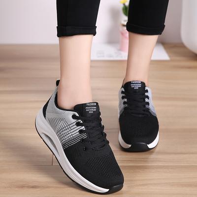 Женская обувь – Кроссовки