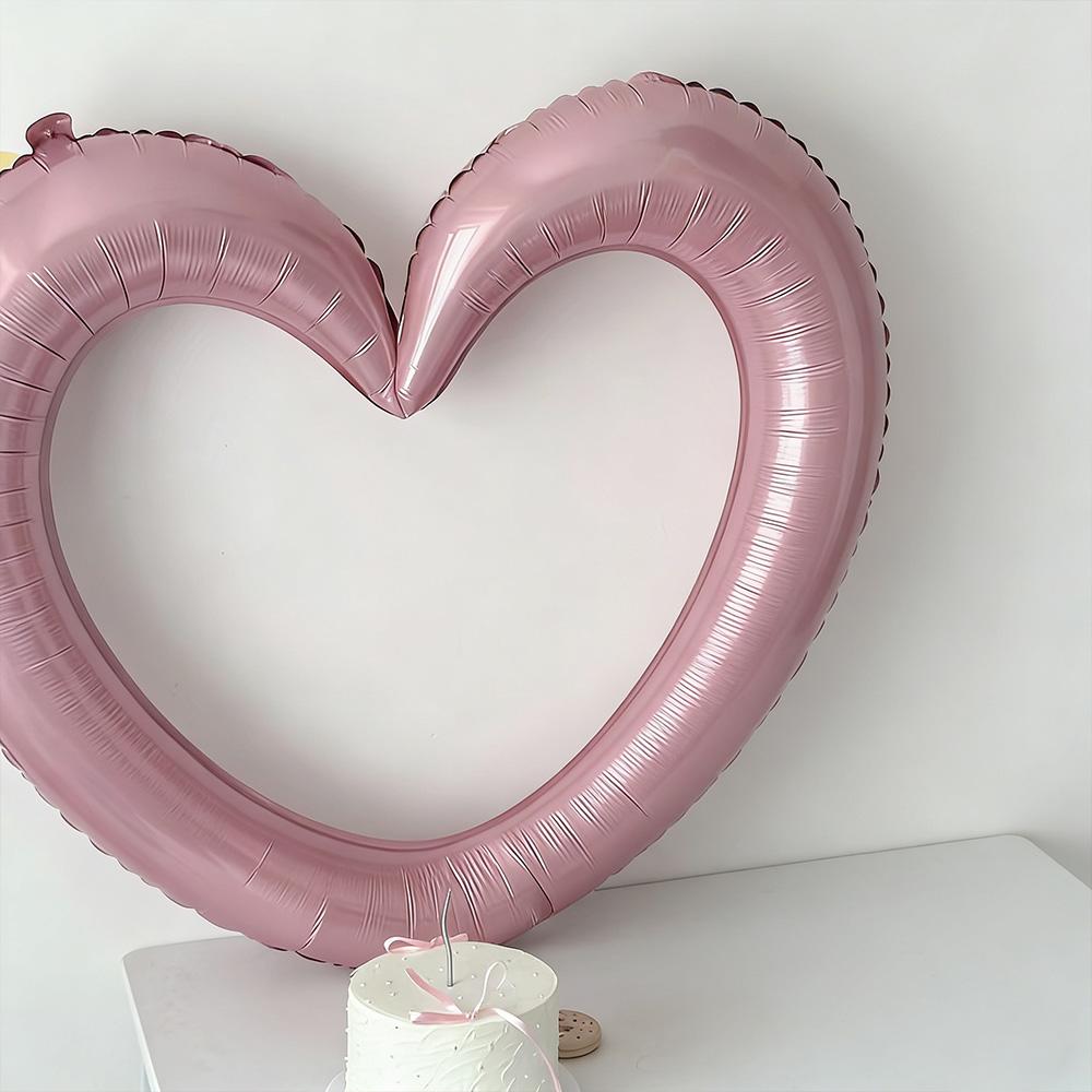 2/3/4/6 Pack of Heart-Shaped Aluminum Foil Balloons, 40inch Hollow Heart Balloons, Suitable for Valentine's Day, Birthday Parties, Weddi