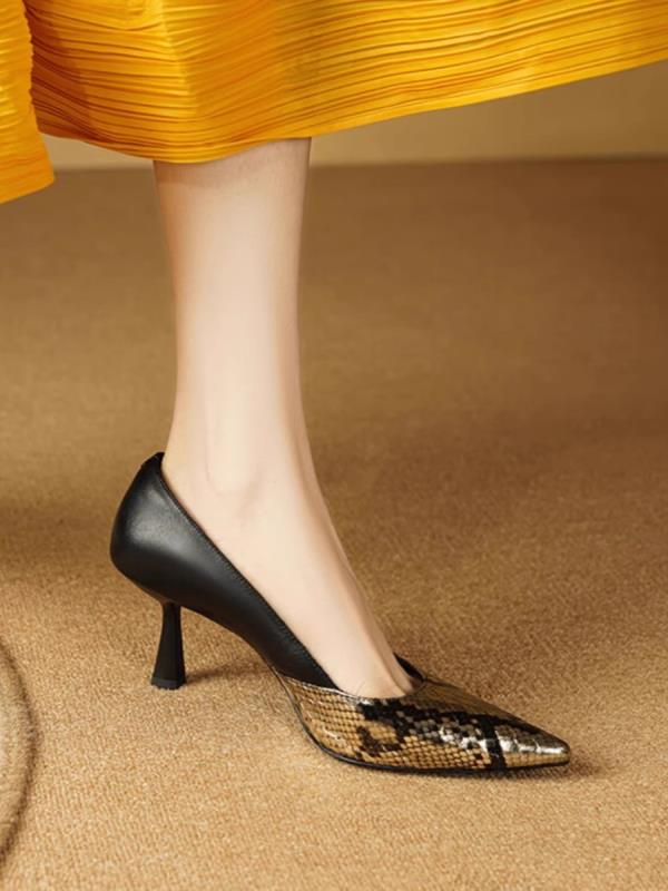 Модная женская сексуальная обувь на высоком каблуке из натуральной кожи, ретро-лодочки с острым носком на танкетке, 2025, сандалии, женская обувь для кроссдрессеров, черного цвета, с острым носком, тонкий каблук