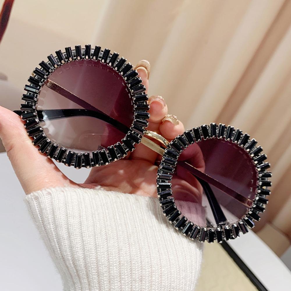 Steampunk Retro Frame Eyewear Fashion Women Spectacles Convenient Rhinestone Sunglasses Selfie