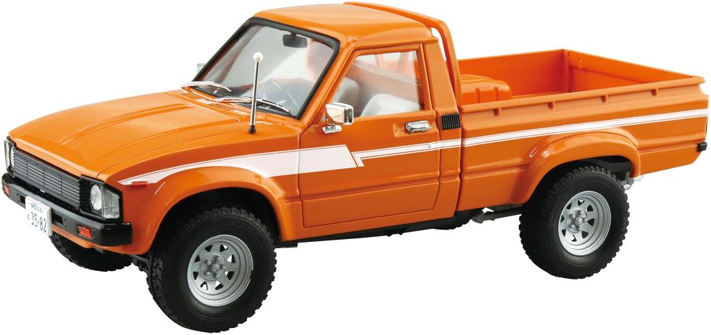 Aoshima Bunka Kyozai The Tuned Car RN30 Hilux Custom Plastic Model (AOSHIMA) 1/24 Lift-up '78 (Toyota)
