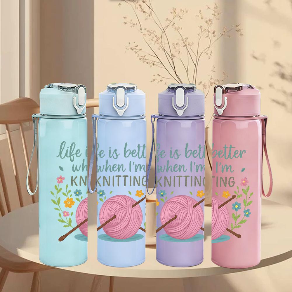 1PC Knitting Inspirational Quote Text 750ml Color Plastic Sports Water Bottle Leakproof Flip Straw Lid For Sports Office Home Use
