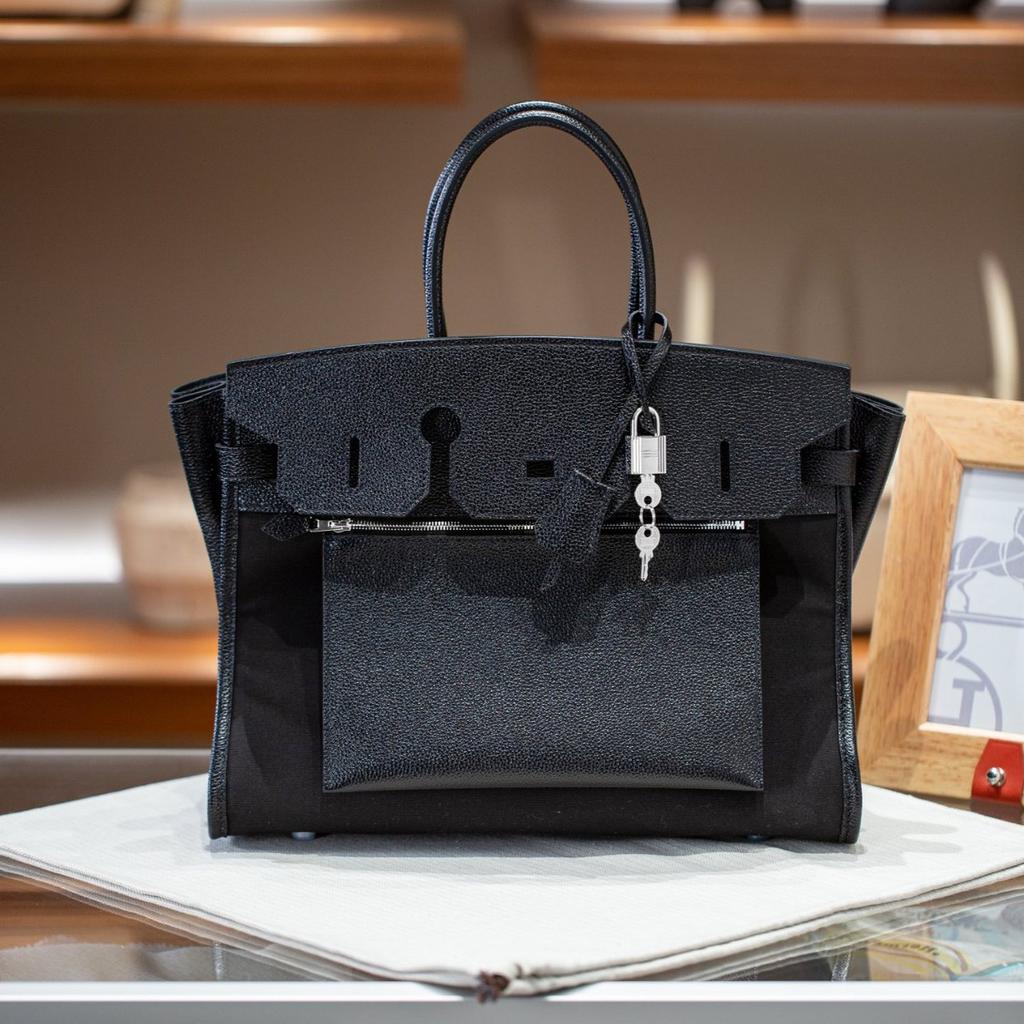 A Ienvers Reverse Metal Bag Large Capacity Handbag Genuine Leather Matching Womens Bag