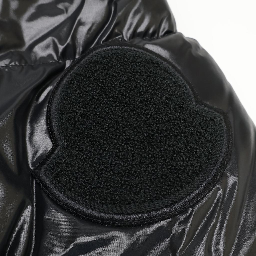 Moncler [Хорошее состояние/внутренний обычный продукт] FRIESIAN Arm Big Patch Пуховик 2 черныйБ/у