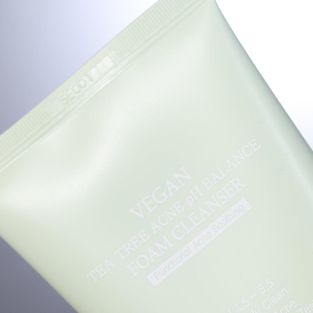 DERMASHARE Веганская пенка для умывания с чайным деревом для проблемной кожи, pH-сбалансированная, 150 мл