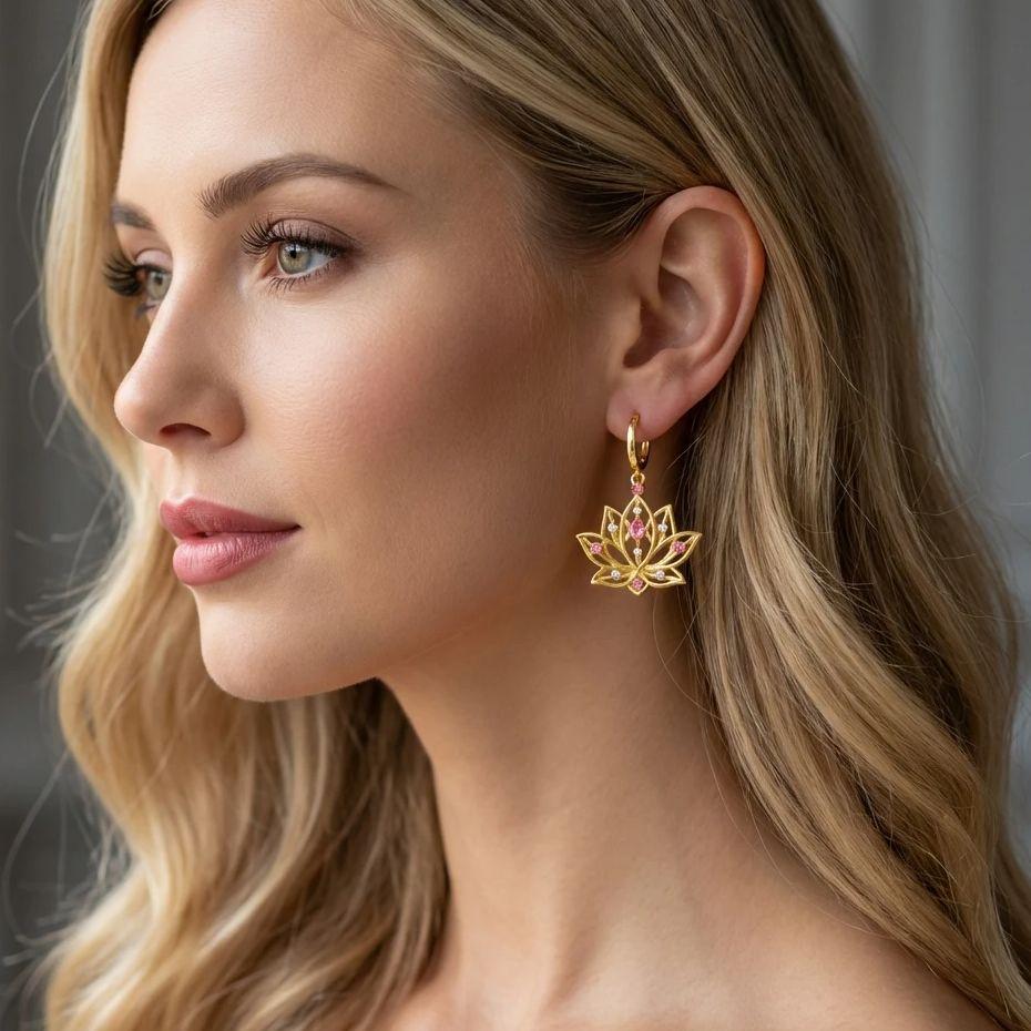Ethnic Lotus Flower Earrings for Women Minimalist Hollow Pink Rhinestones Flower Hoop Earrings Elegant Party Jewelry Gift