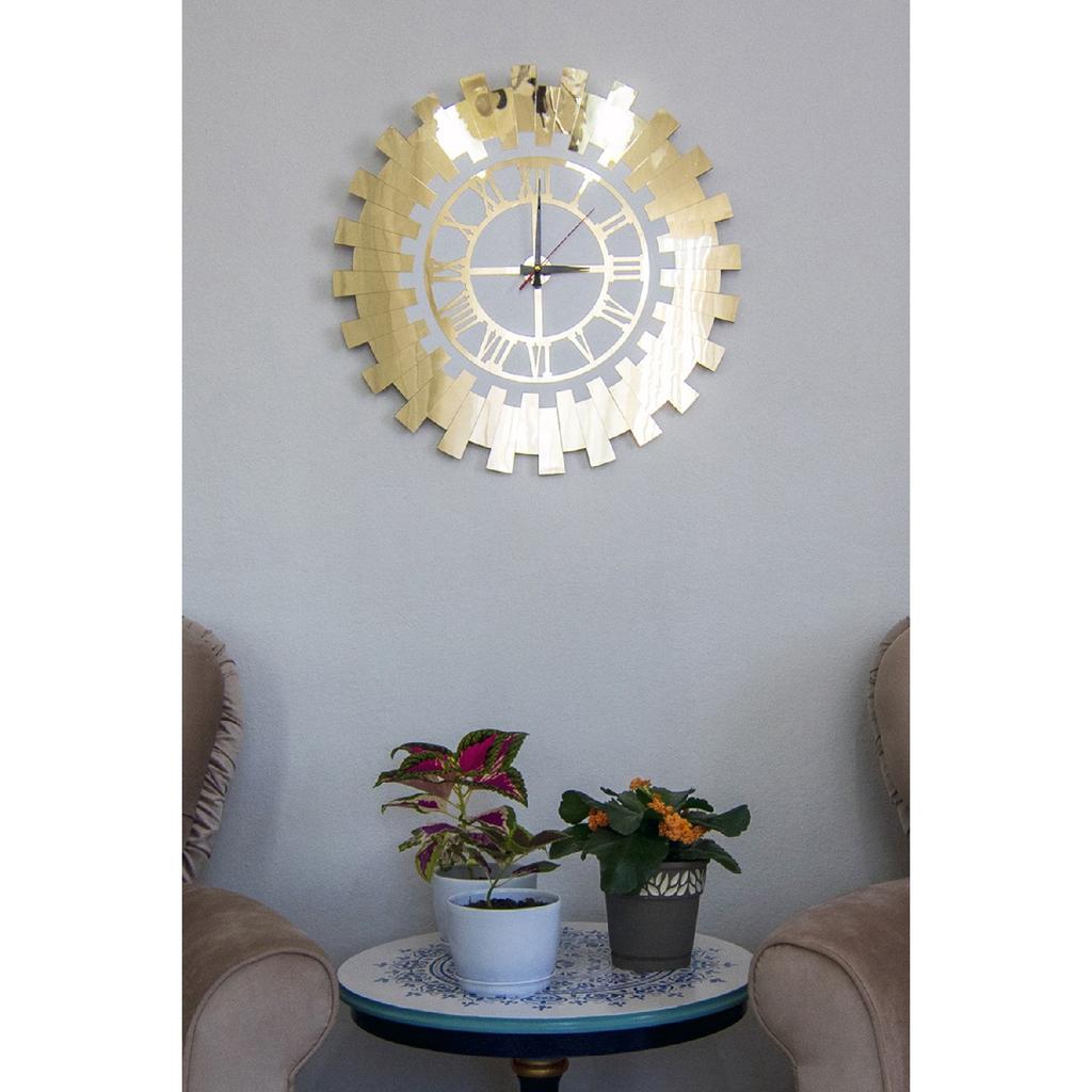 Большие декоративные настенные часы 50х50 см. Стильные римские цифры, двухслойное золото на белом МДФ, зеркальное оргстекло.