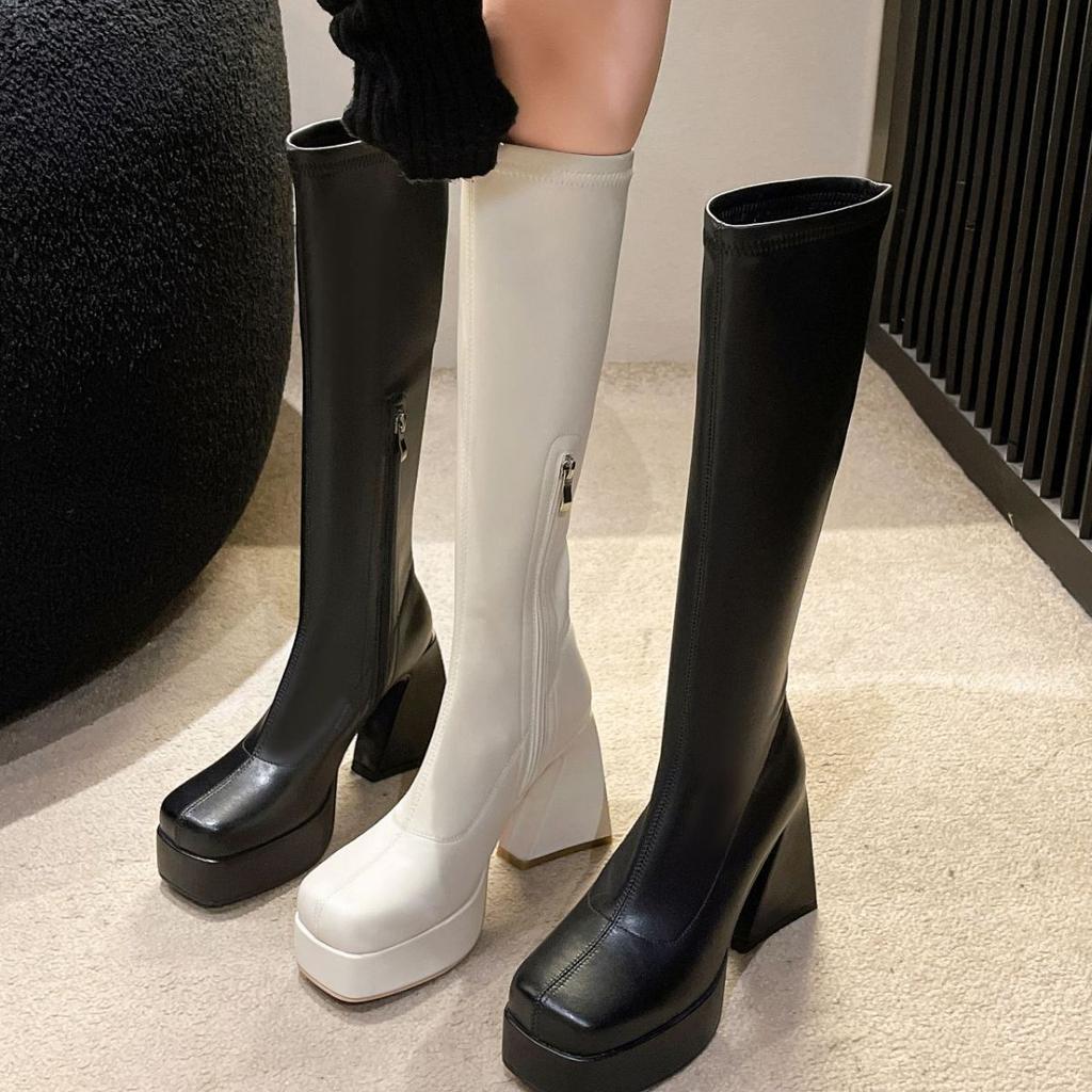 Гигантские ноги длинные водонепроницаемые платформы на высоком каблуке 2025 эластичные тонкие сапоги, но сапоги длиной до колена женские большие окружности трубы рыцарские сапоги