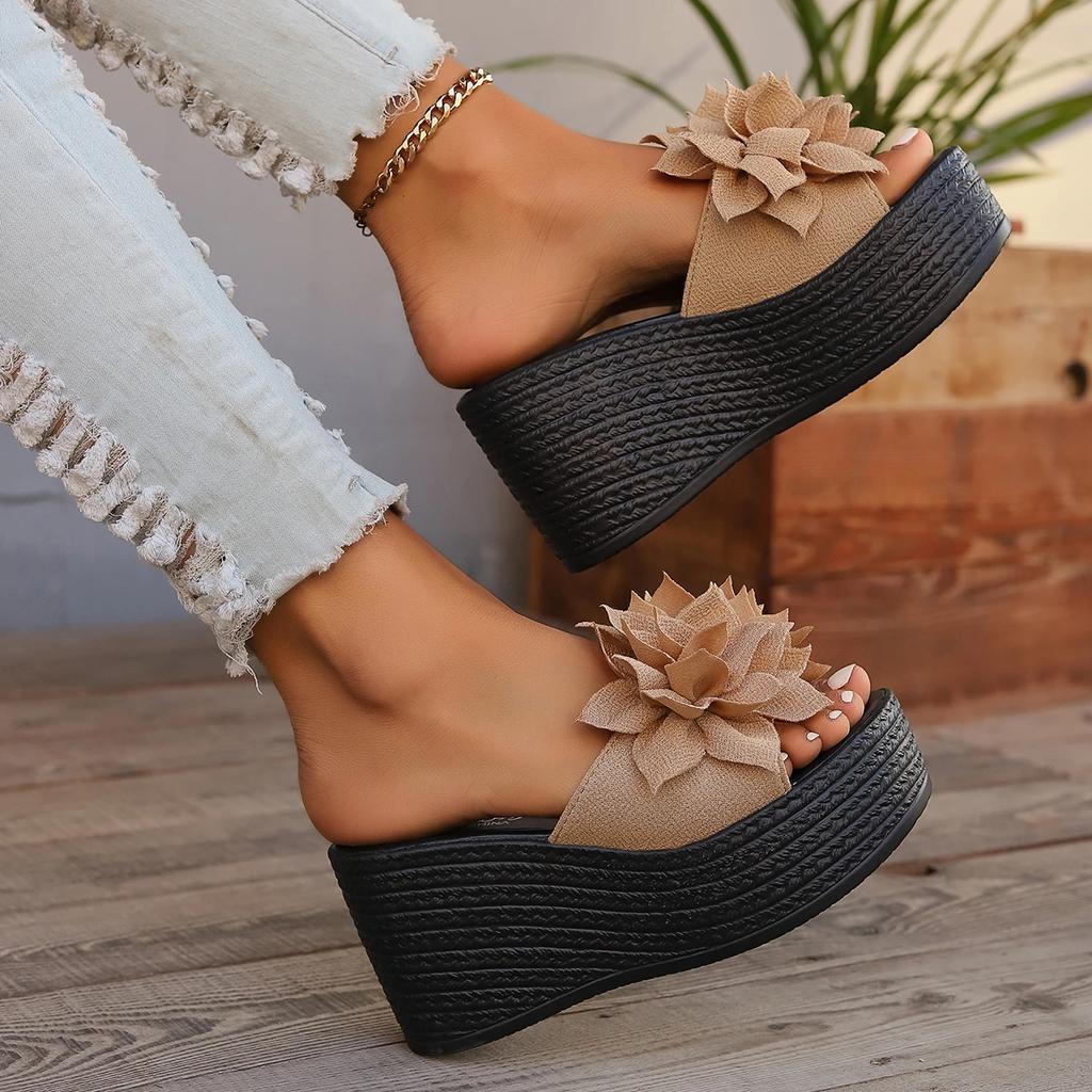 Модные женские тапочки Новые пляжные сандалии на танкетке Модные повседневные тапочки на платформе с цветком Женские тапочки на высоком каблуке Женские zapatos de mujer