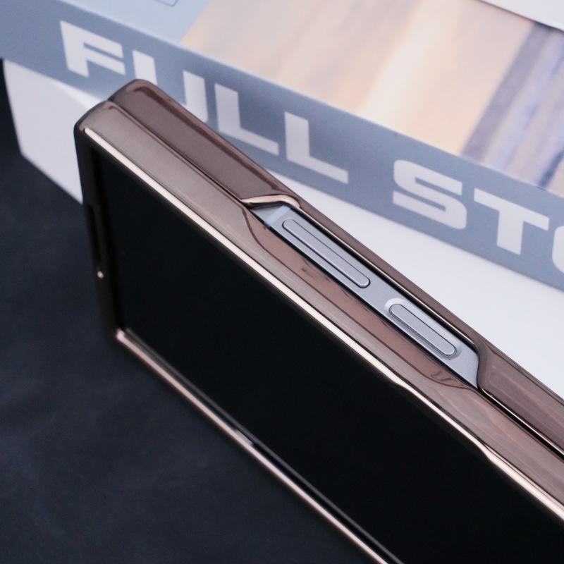 Премиальный магнитный чехол из углеродного волокна для Samsung Z-Fold 7/6