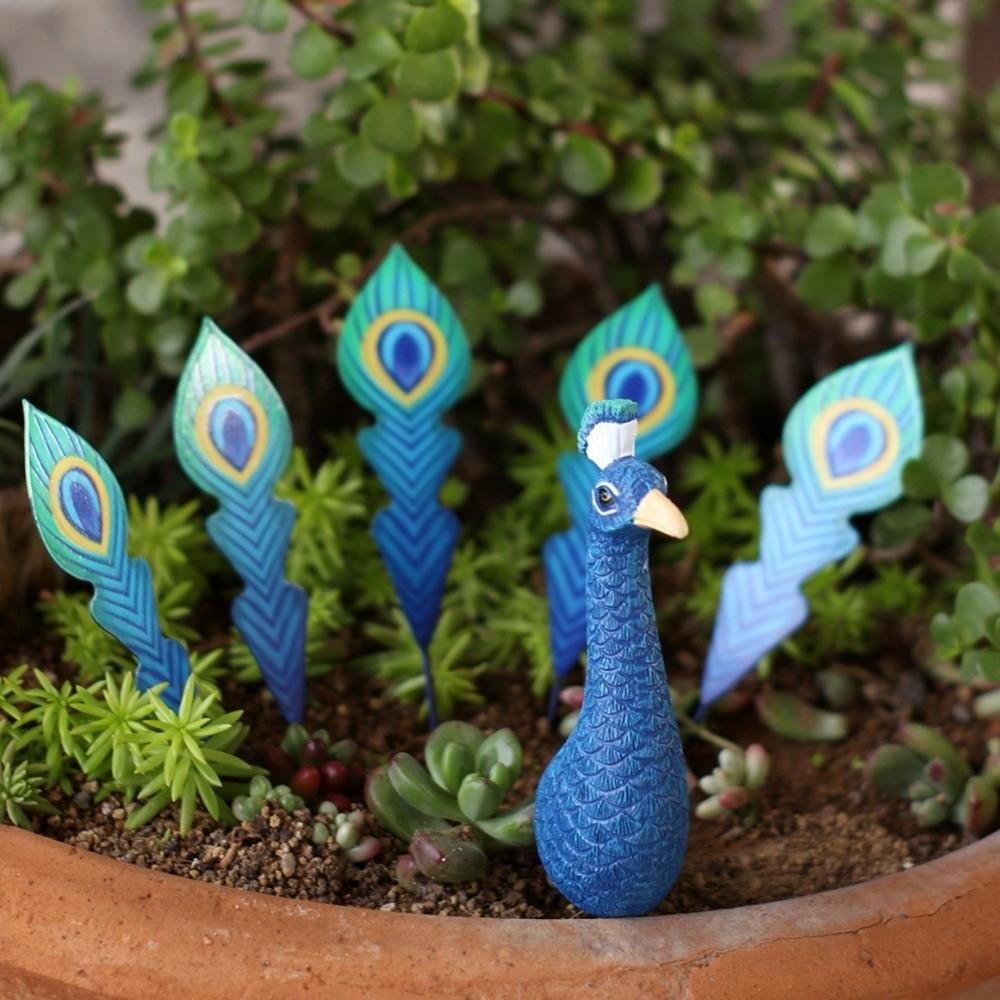 Splicing Design Garden Peacock Stakes Detachable Resin Peacock Figurine Backyard