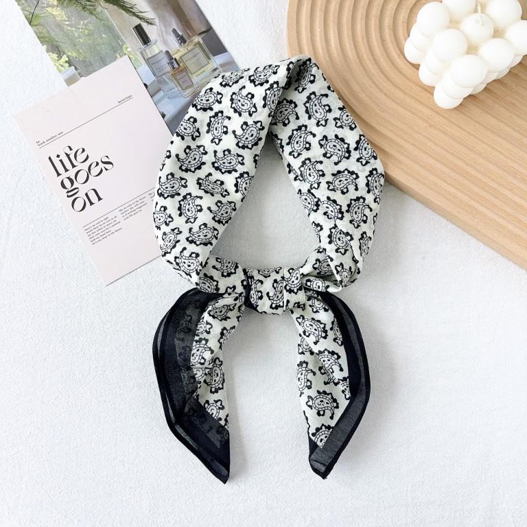 Spring and summer new retro cashew flower silk cotton square scarf small silk scarf women's neck high-end temperament small scarf
