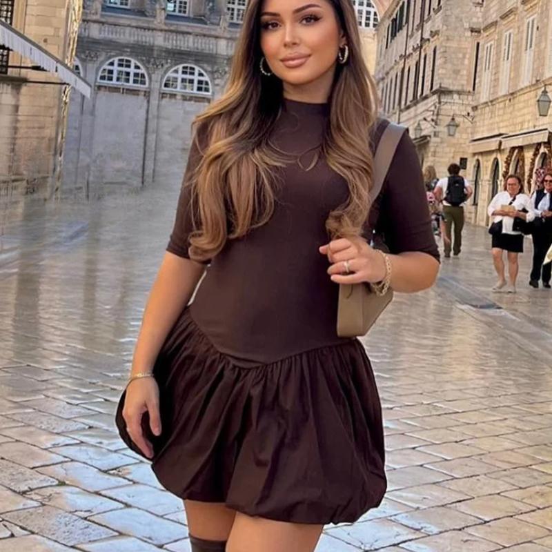 Женская мода темперамент тонкий короткий рукав плиссированные оборки трикотажные мини платья элегантный однотонный О-образный вырез пэчворк А-силуэт платье