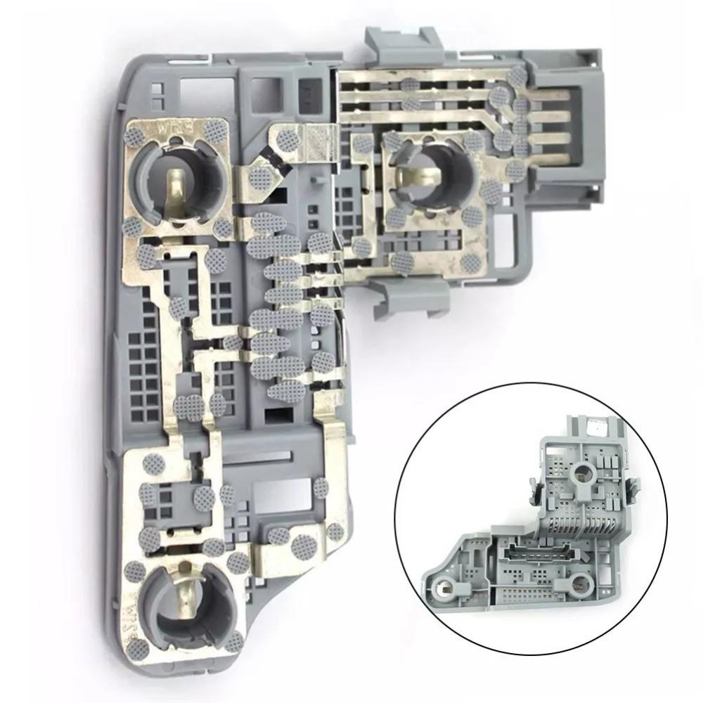 Задний левый патрон лампы заднего фонаря A2048202277 для Mercedes C-Class W204 2012-2014