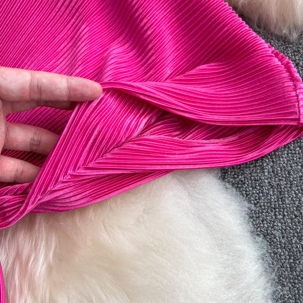 Высококачественное сексуальное темпераментное свободное плиссированное платье с v-образным вырезом и открытой спиной на талии и рукавами «летучая мышь»