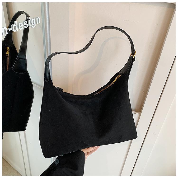 2024 осень и зима новая матовая мода простая универсальная ленивая повседневная сумка-мессенджер через плечо женская