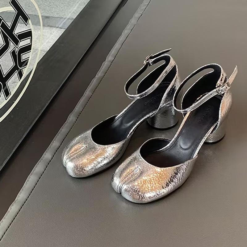 Мода Мода Таби Обувь Ниндзя Женские Туфли-лодочки с круглым носком Сандалии на блочном каблуке Одинарный средний каблук Мэри Джейн Женские туфли-лодочки