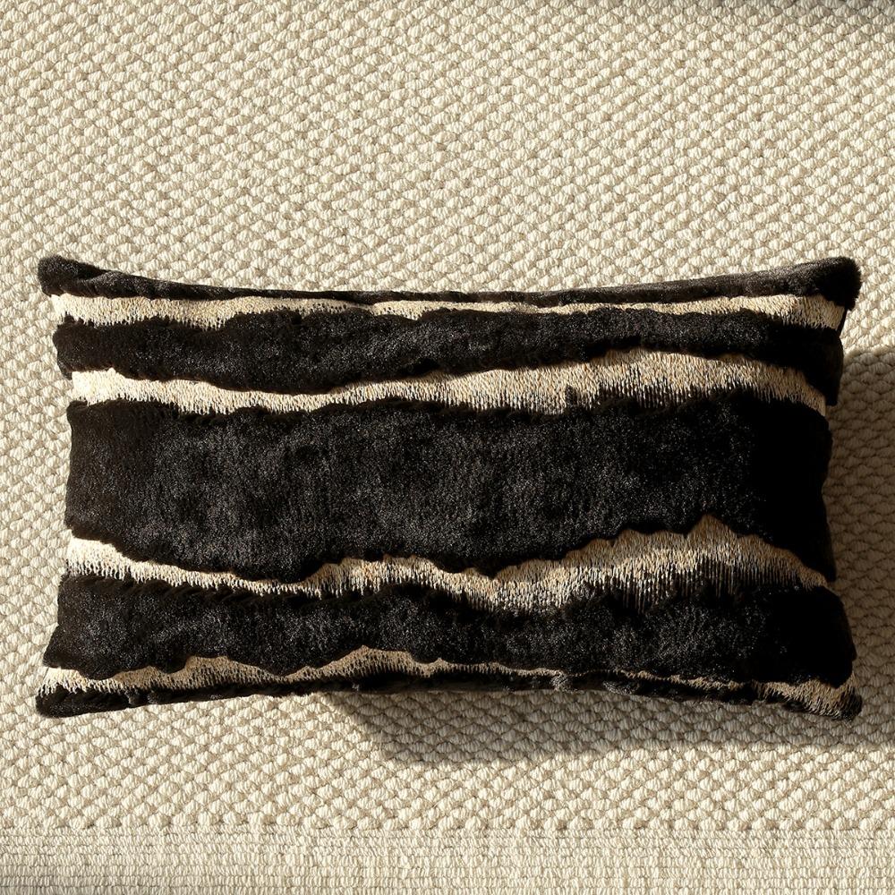 French Retro Throw Pillow Cover Soft Luxury Stamping Cushion Cover Skin-friendly Thickened Lumbar Pillow Cover Living Room