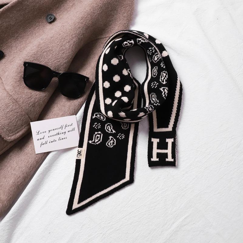 New Knitted Small Scarf Women's Wool Scarf Autumn and Winter Small Ears Letter Camellia Narrow Scarf