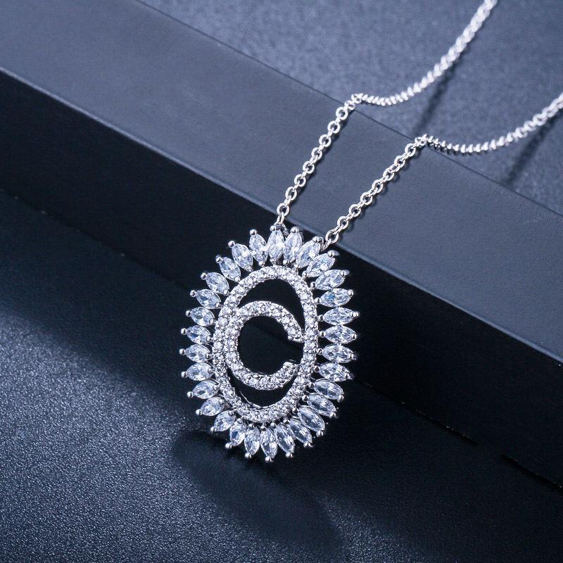 D0037 Ожерелье с буквой, Высококачественный циркон 3A, Персонализированная подвеска, Несколько вариантов.