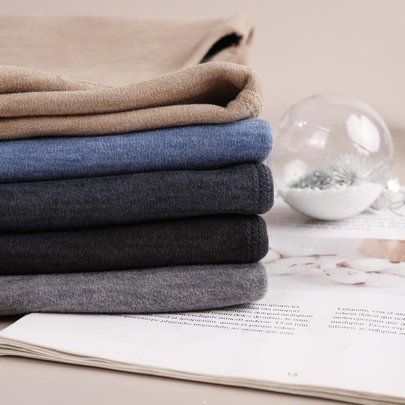 Мужской приталенный жилет с флисовой подкладкой: Теплая, основа из немецкого бархата, без рукавов, идеально подходит для осени/зимы.