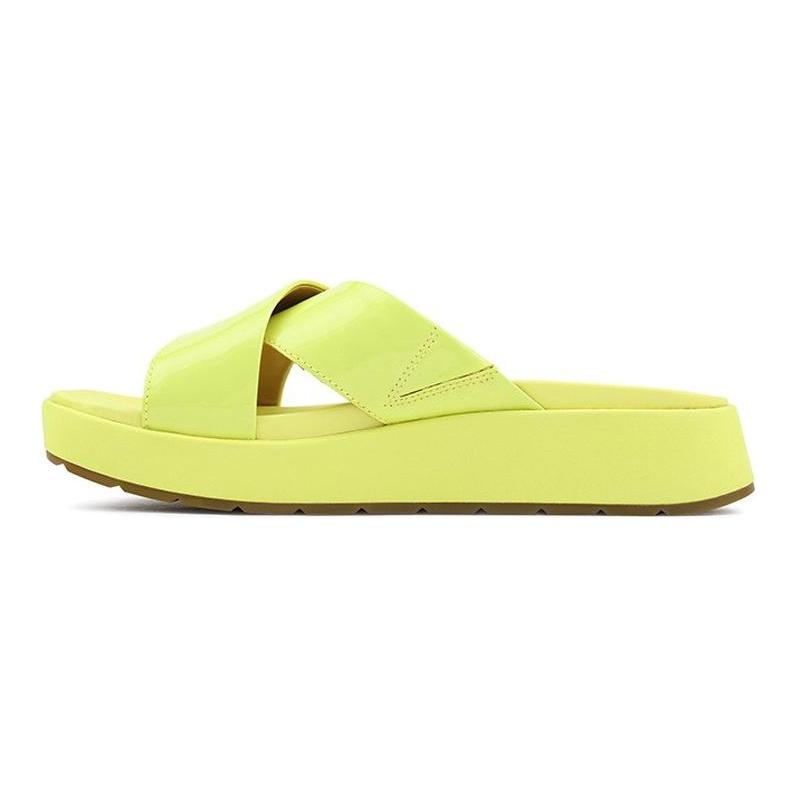 UGG Шлепанцы женские желтые 1107896-MRT
