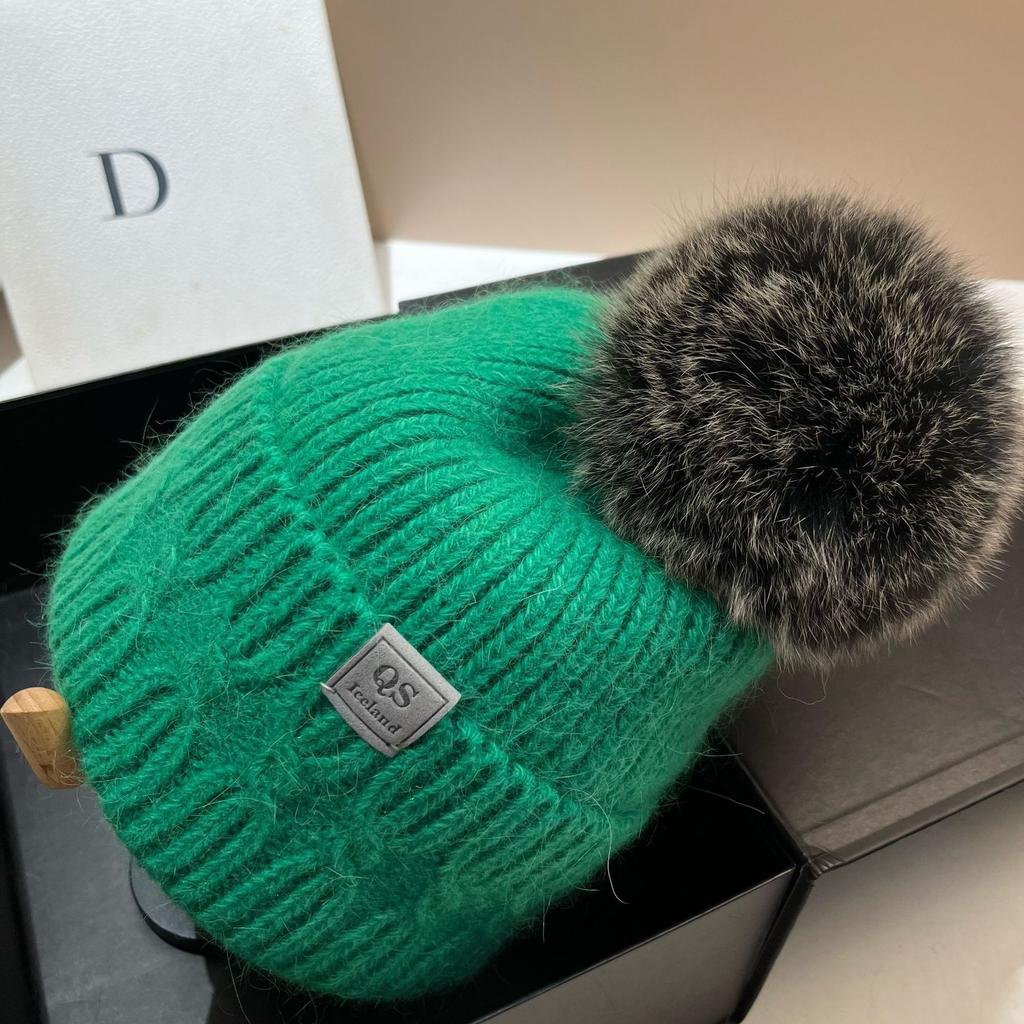 Iceland Flower and Youth Winter Fox Hairball Knitted Hat European and American Cold Warm Rabbit Hair Wool Hat Female