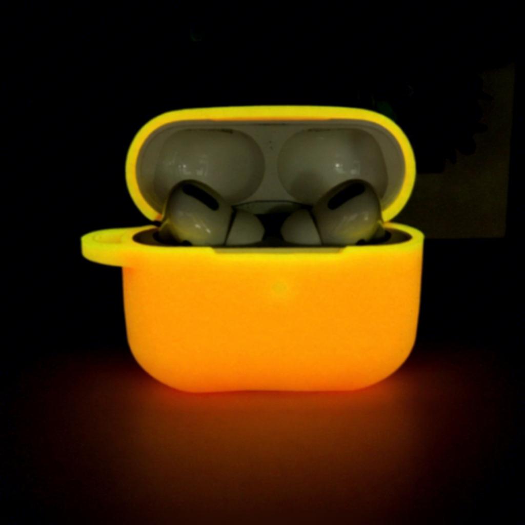 For airpods 1or2 case airpods Pro 2 airpods 3 Earphone Silicone Luminous Protective case Fluorescent Earphone case